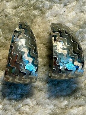 Vintage Gunmetal Textured Hoop Earrings | Chunky Silver Tone 90s Statement
